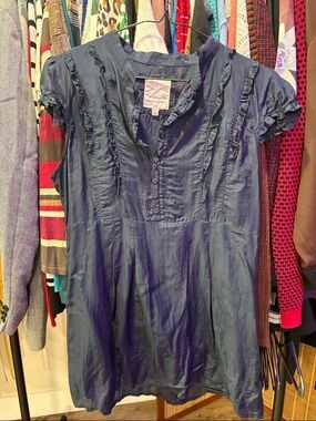 With 30% SILK Heritage 1981 Navy Button-Front Tunic with Ruffle Detail